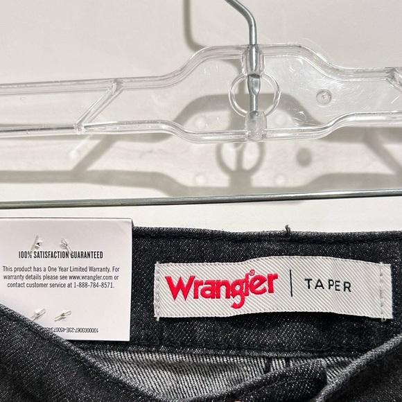 Wrangler Regular Fit Jeans Men's Size 36x30 Black Denim Regular Seat Thigh NWT - Picture 3 of 5